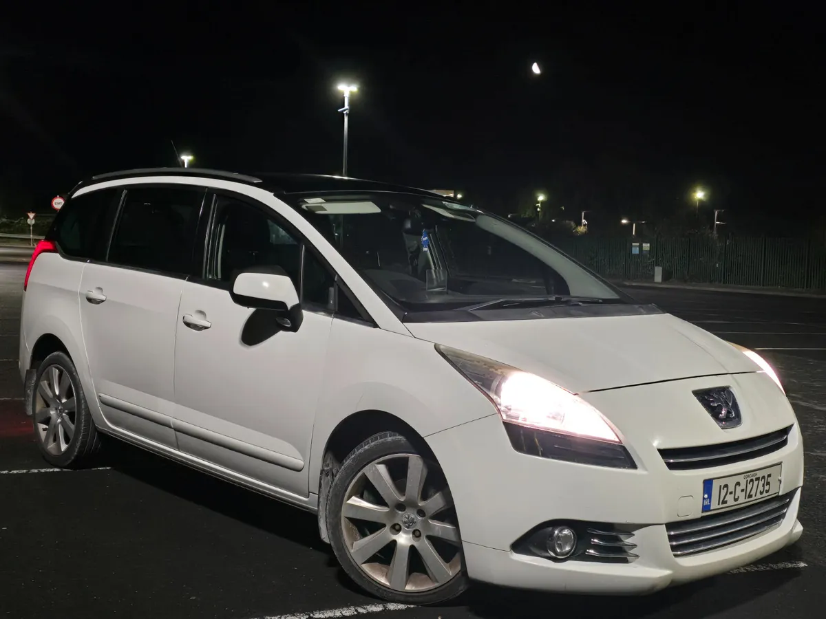 Auto Peugeot 5008 2012 automatic  7 seats €2222 - Image 1