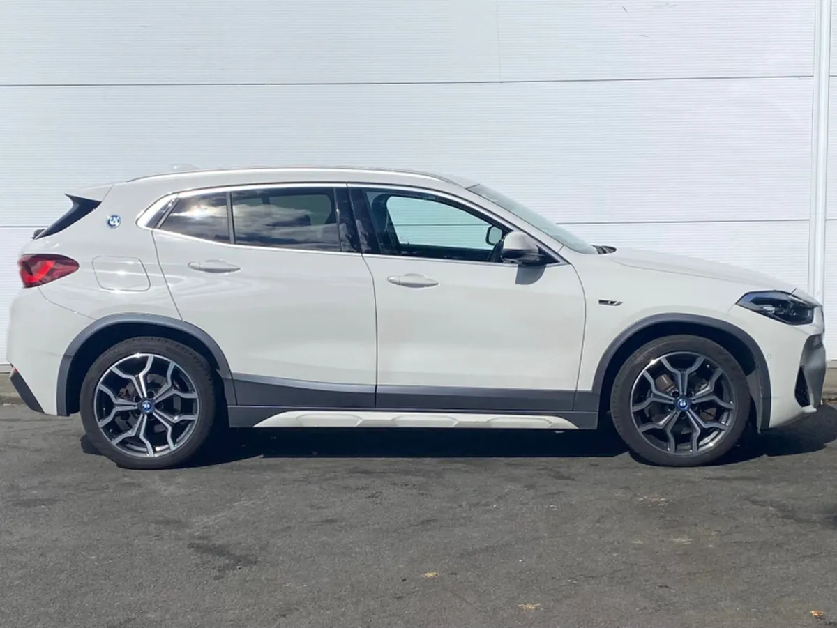 BMW X2 XDRIVE25E M SPORT 5DR AUTO - Image 2