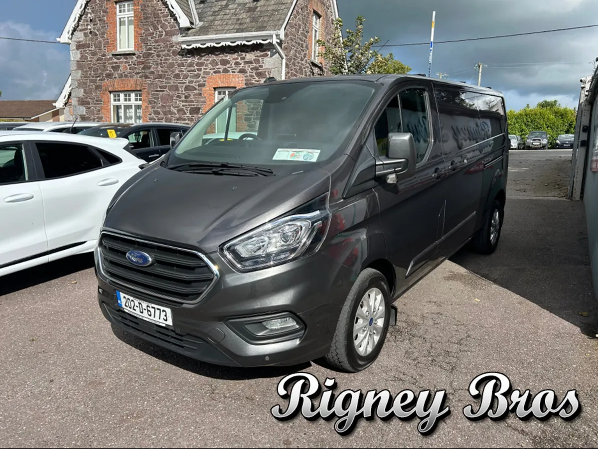 Ford Transit Custom TRANSIT 125 T35 0 300L LIMITED - Image 3