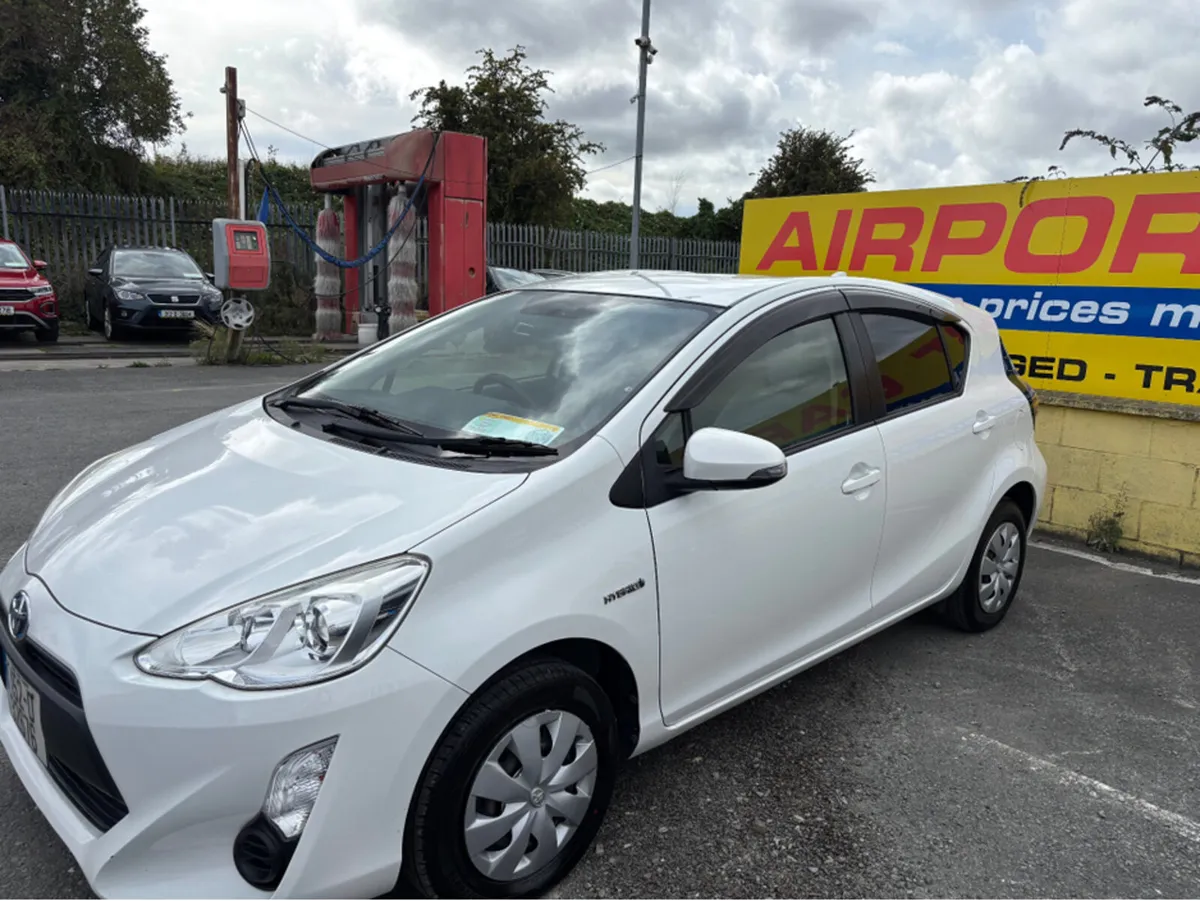 Toyota Aqua 1.5 NHP10 5DR AUTO  Hybrid Self Chargi - Image 2