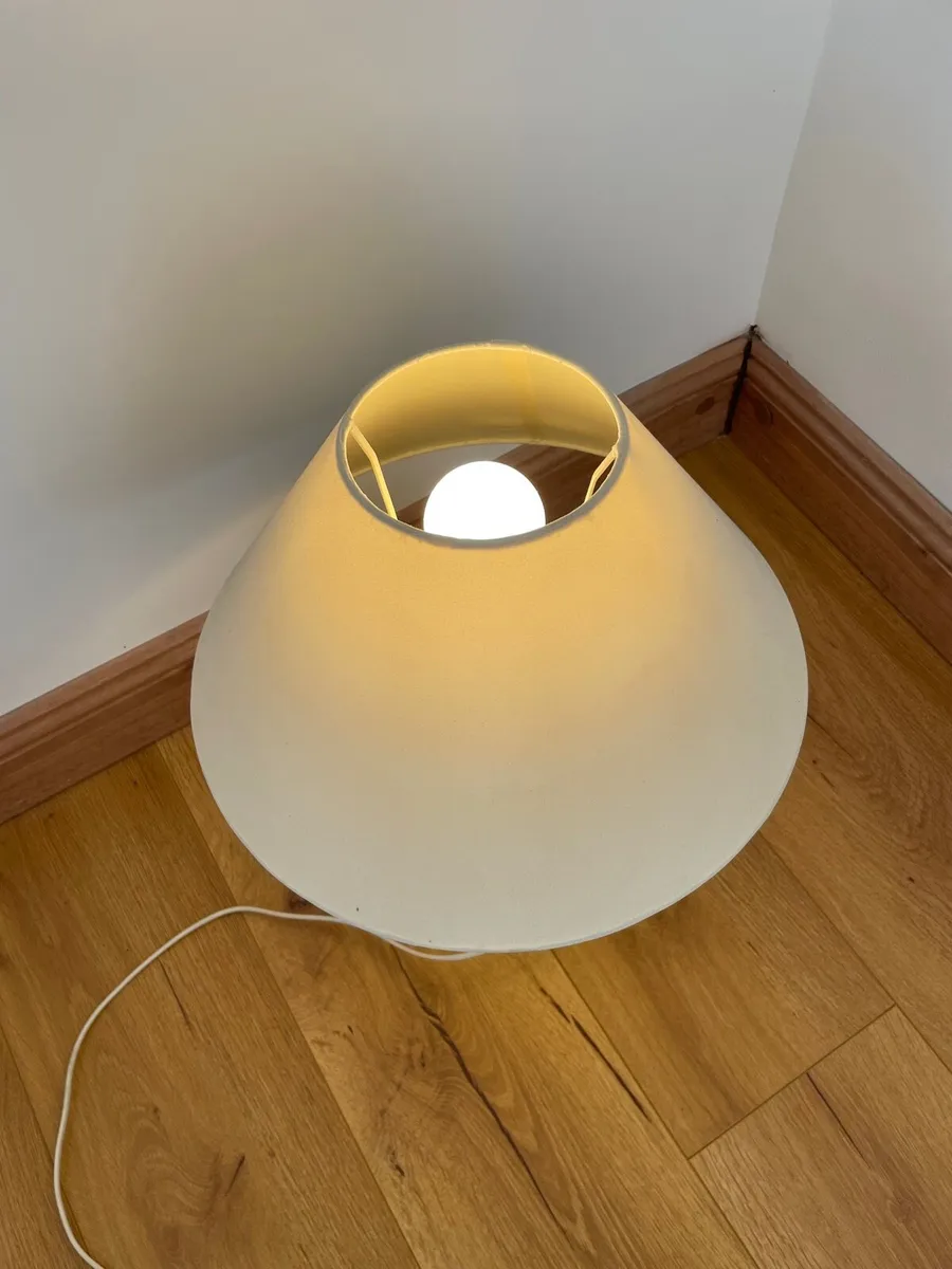 2 bedside lamps - Image 4