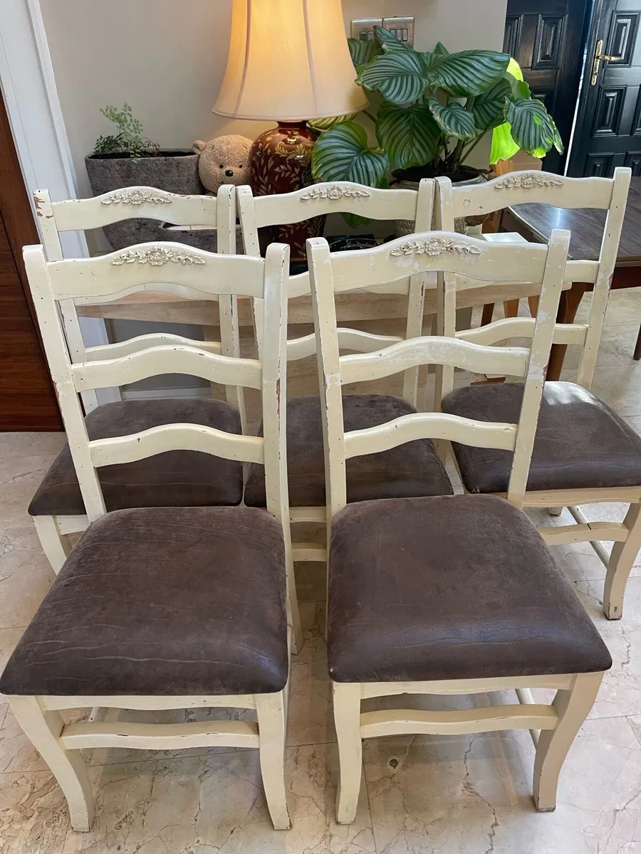 5 x White Solid Wooden Kitchen Dining Chairs - Image 1