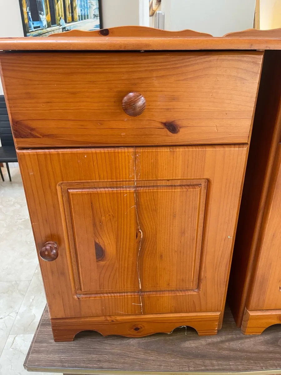 2 x Matching Solid Pine Bedside Lockers - Tables - Image 2