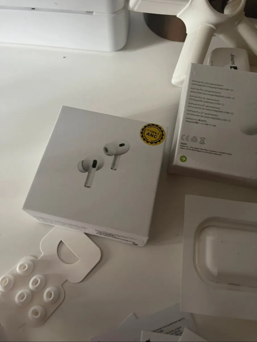 AirPod gen 2 - Image 2