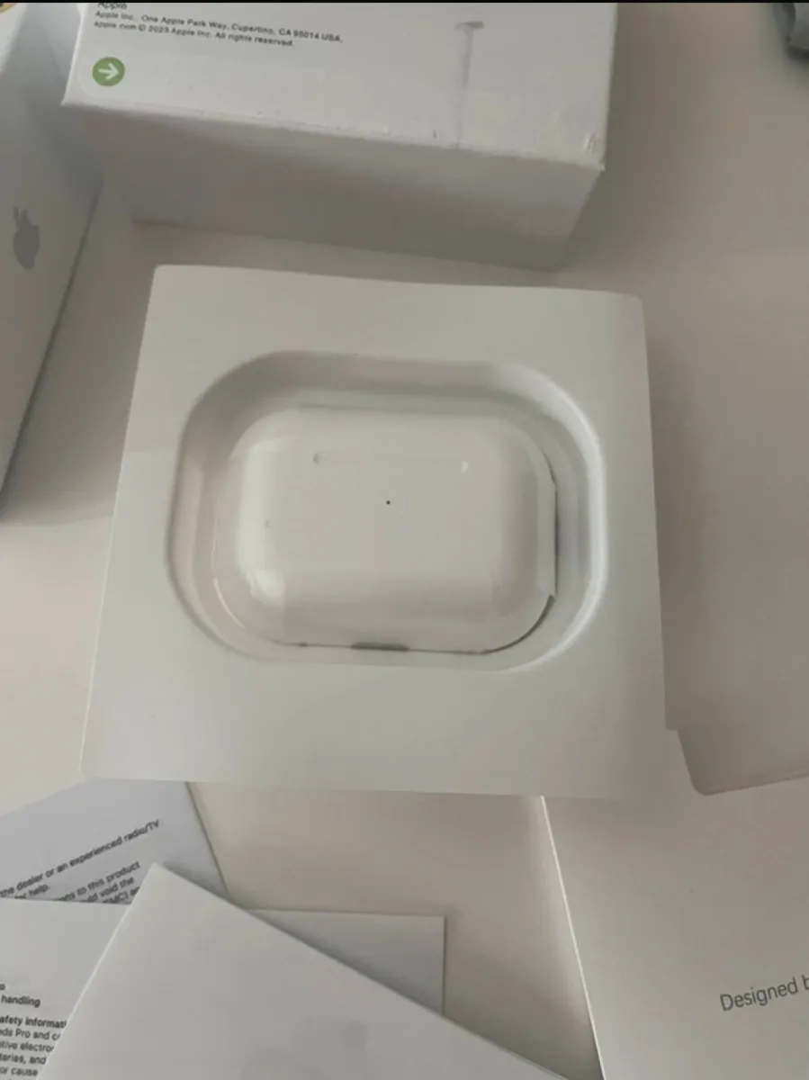 AirPod gen 2 - Image 4