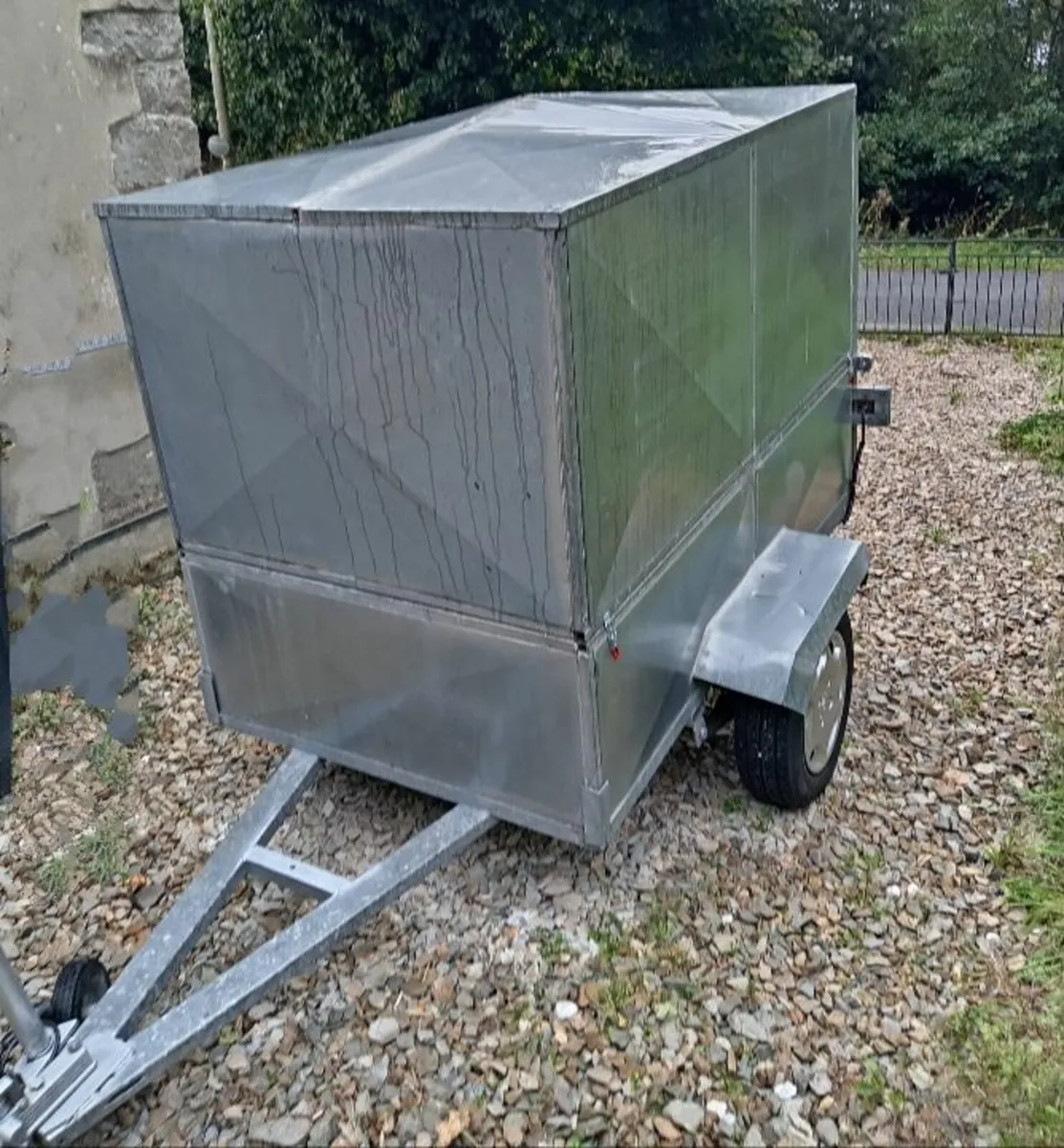 Galvanized enclosed trailer - Image 3