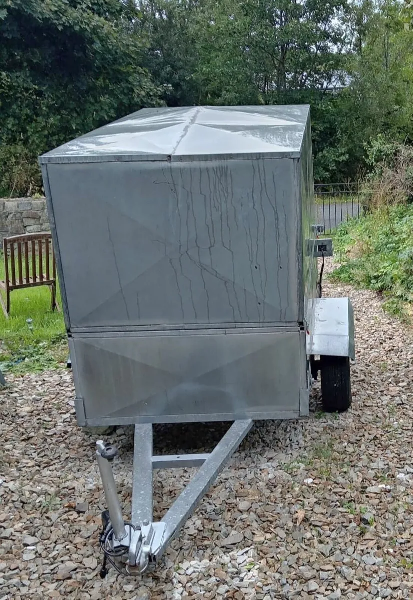 Galvanized enclosed trailer - Image 4