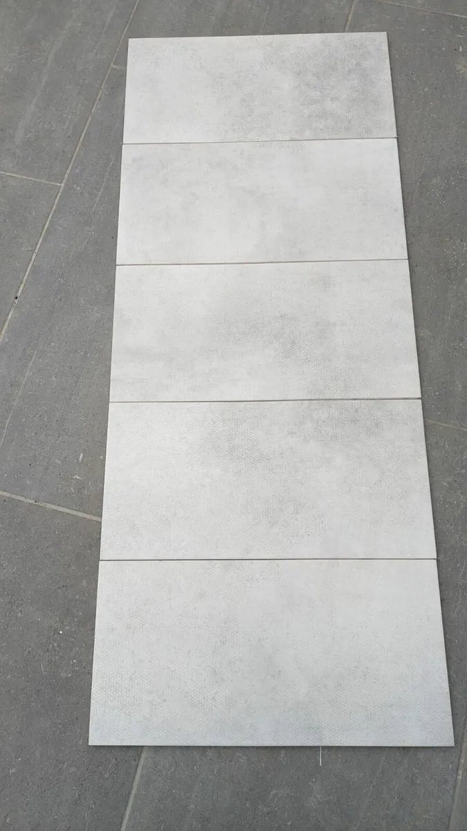 Clearance tiles - 3 options - Image 3