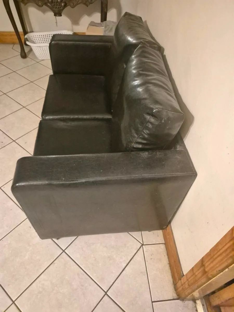 2 seater couch - Image 3