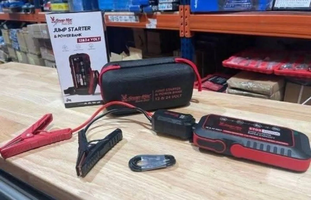 Snap-Mac 12/24V Jump Pack & Battery Charger - Image 1