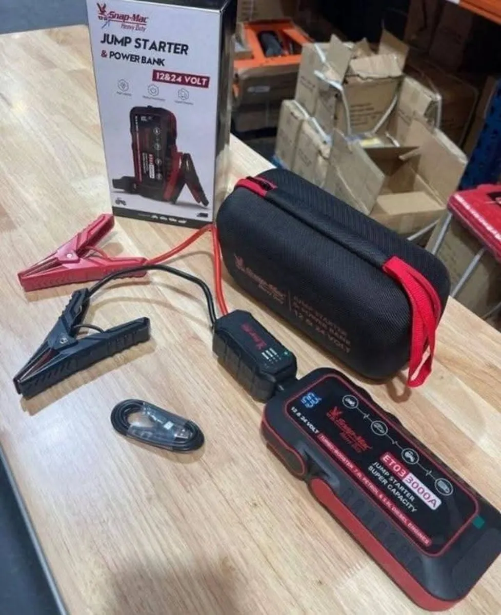 Snap-Mac 12/24V Jump Pack & Battery Charger - Image 3