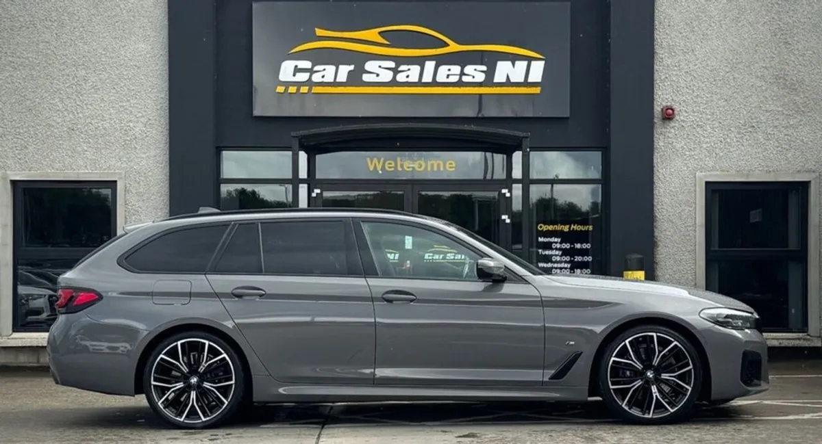 BMW 5 Series 2.0 520d MHT M Sport Touring 5dr Die - Image 3