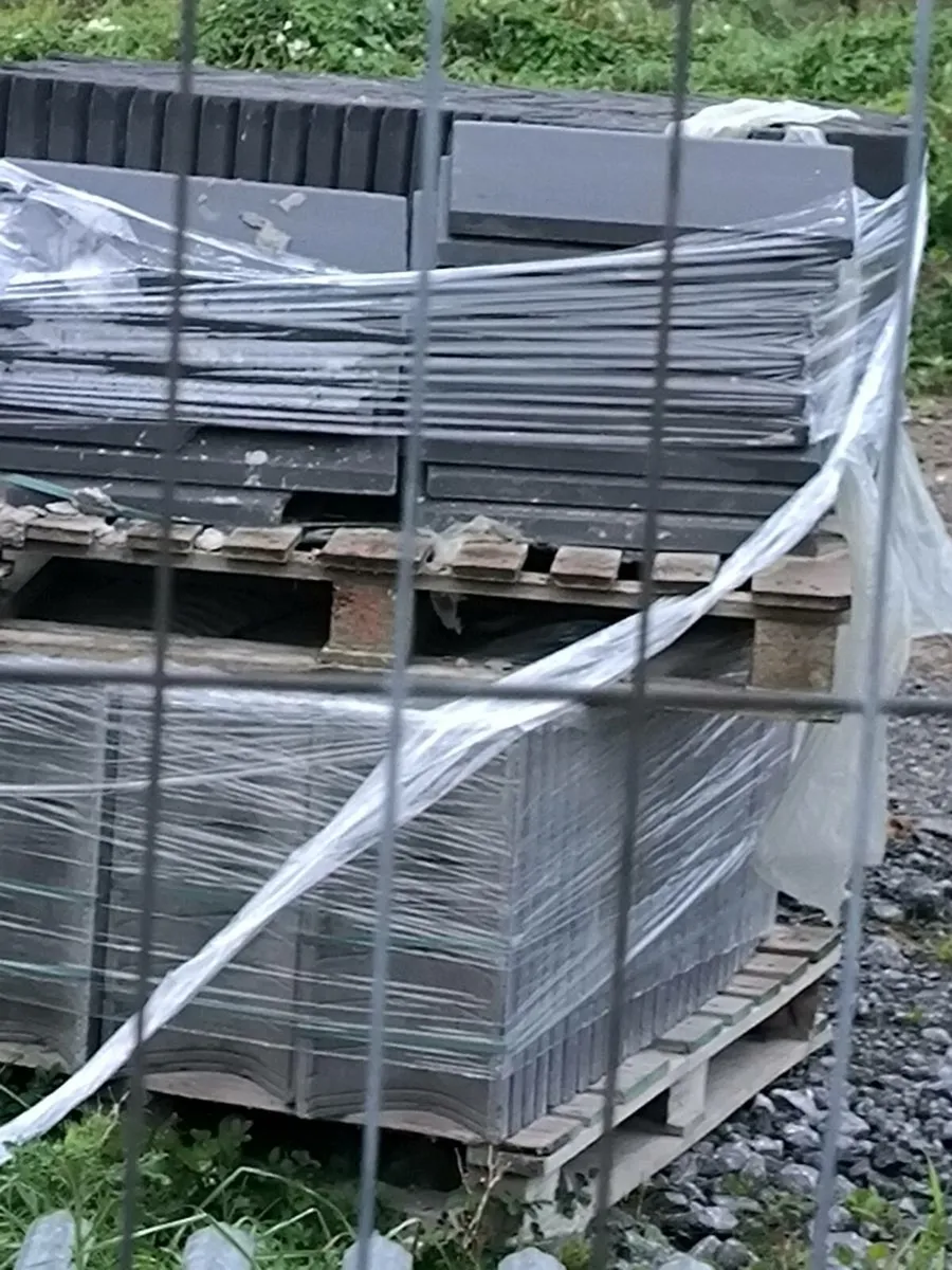 Concrete Ridge tiles - Image 4