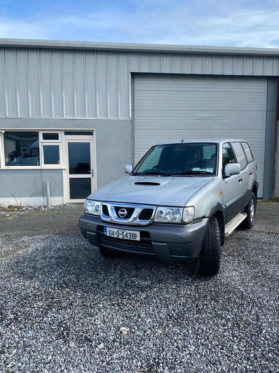 Nissan Terrano 2.7 LWB 5DR. - Image 1