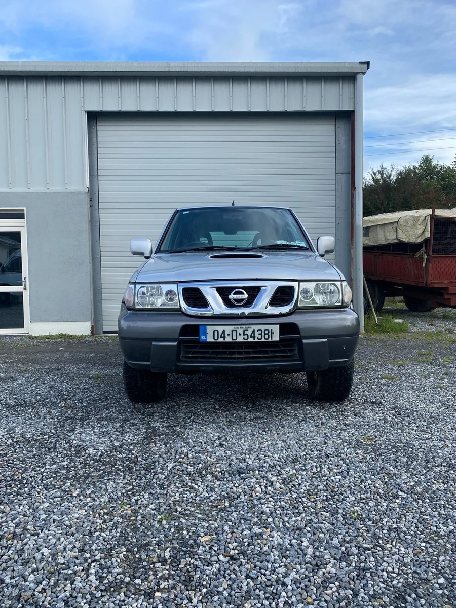 Nissan Terrano 2.7 LWB 5DR. - Image 3