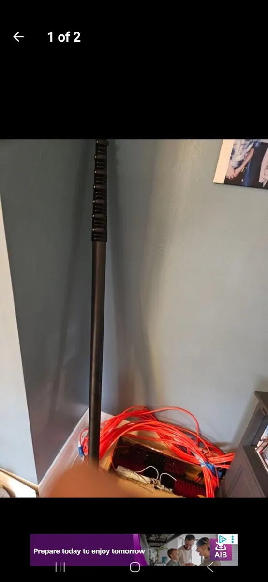 Carbon Fibre Telescopic window cleaning pole - Image 1