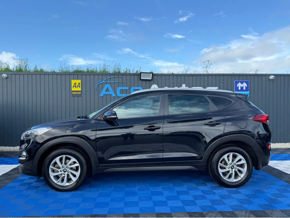 Hyundai Tucson EXECUTIVE 1.7 DIESEL - MANUAL - 12M - Image 4