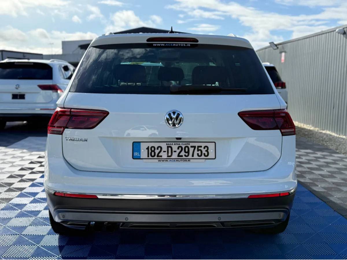 Volkswagen Tiguan HIGHLINE - 1.4 PETROL - AUTO - 1 - Image 4