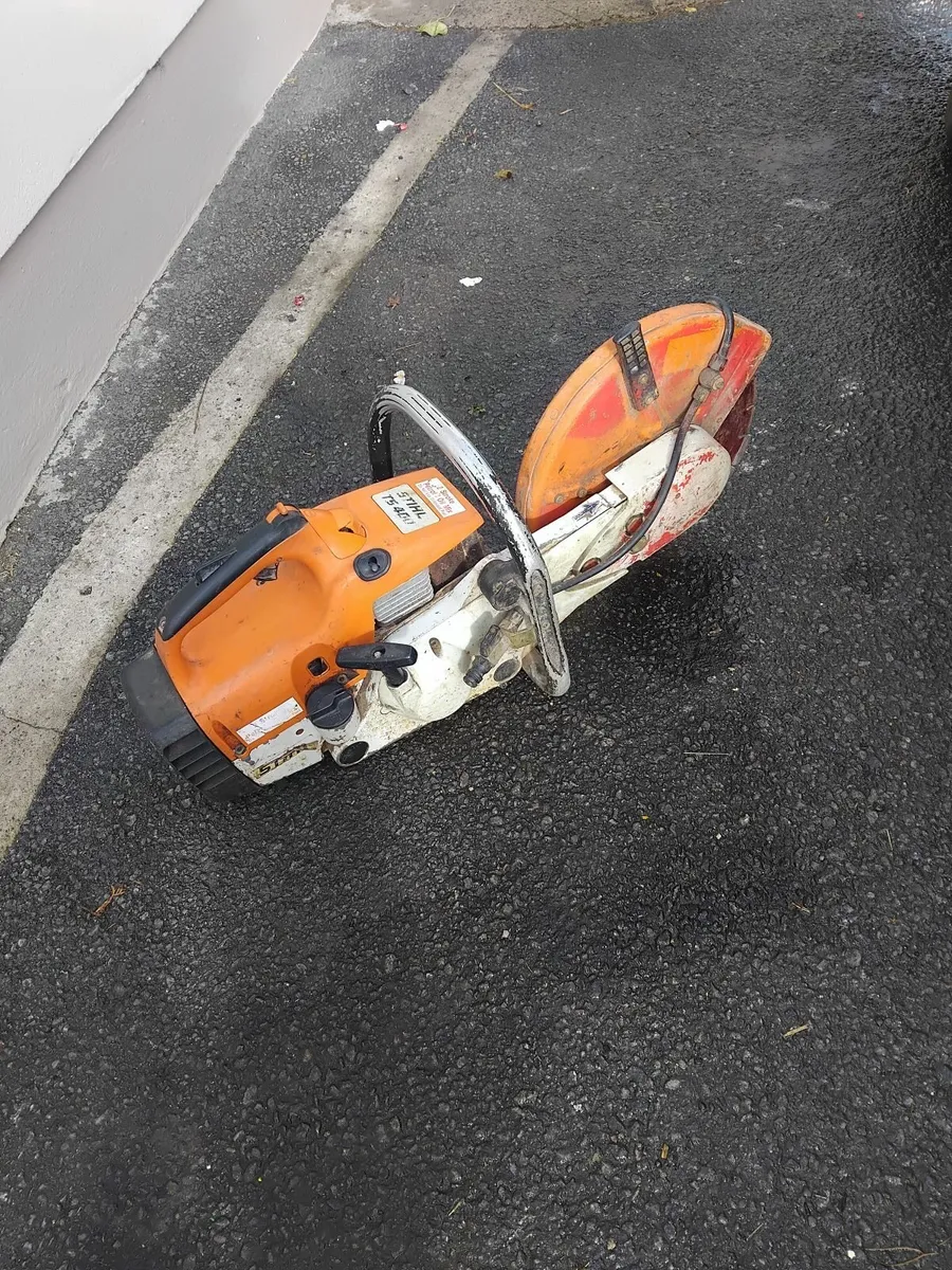 Sthil TS 400 consaw running very well - Image 1