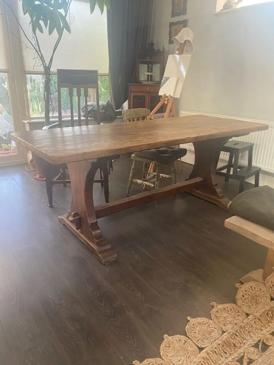 Antique dining table - Image 1