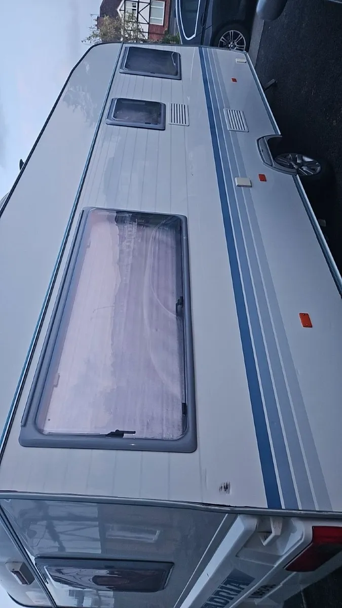 Caravan - Image 1