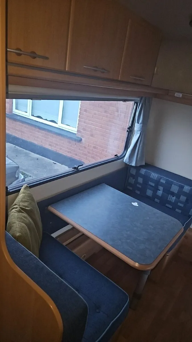 Caravan - Image 3