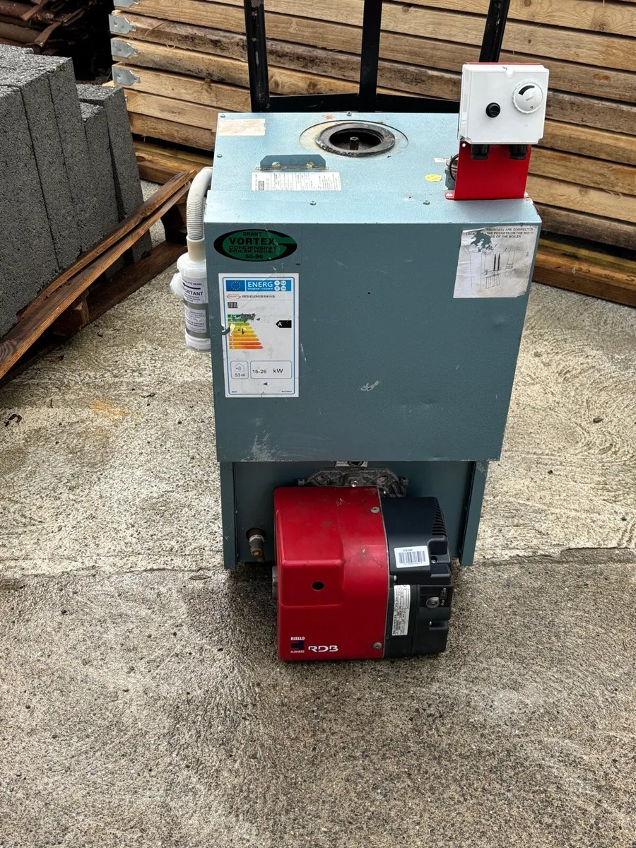 Oil boilers and stove - Image 1
