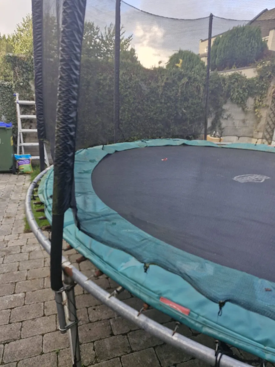 Berg Trampoline - Image 2