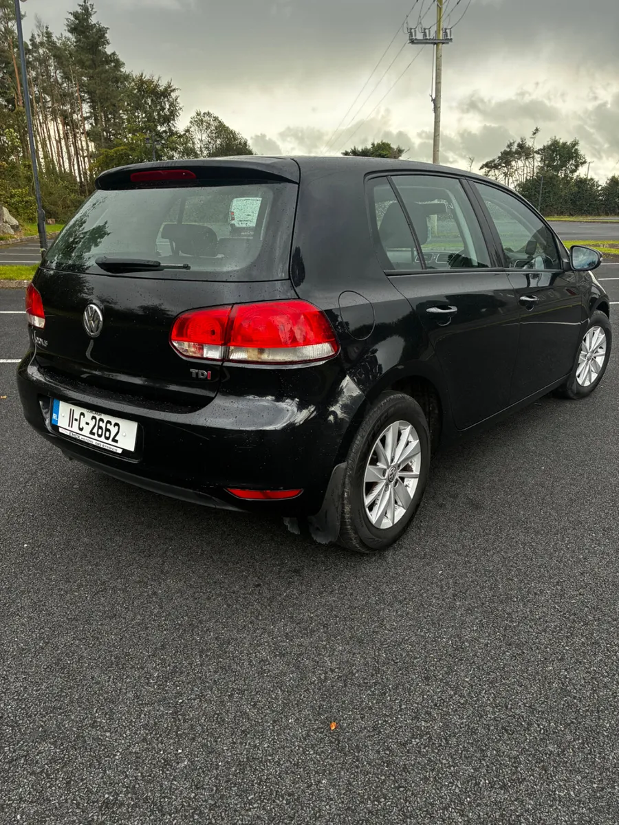 Volkswagen Golf 2011 - Image 4