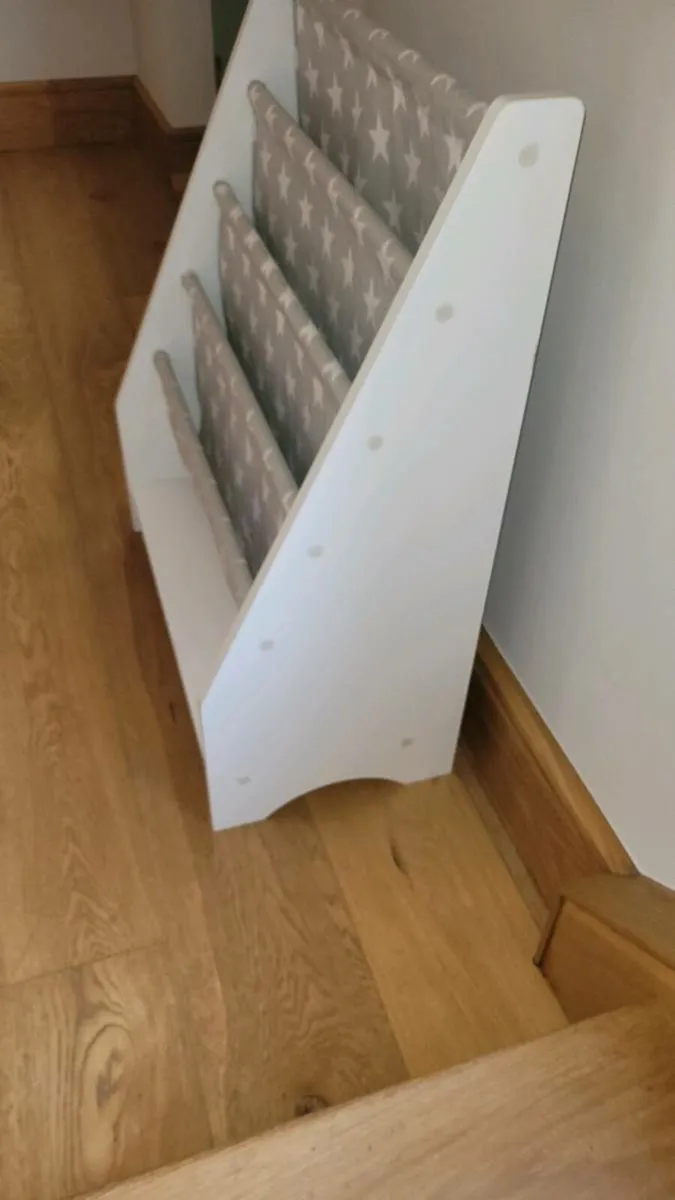 Wooden kids bookshelf - Image 2