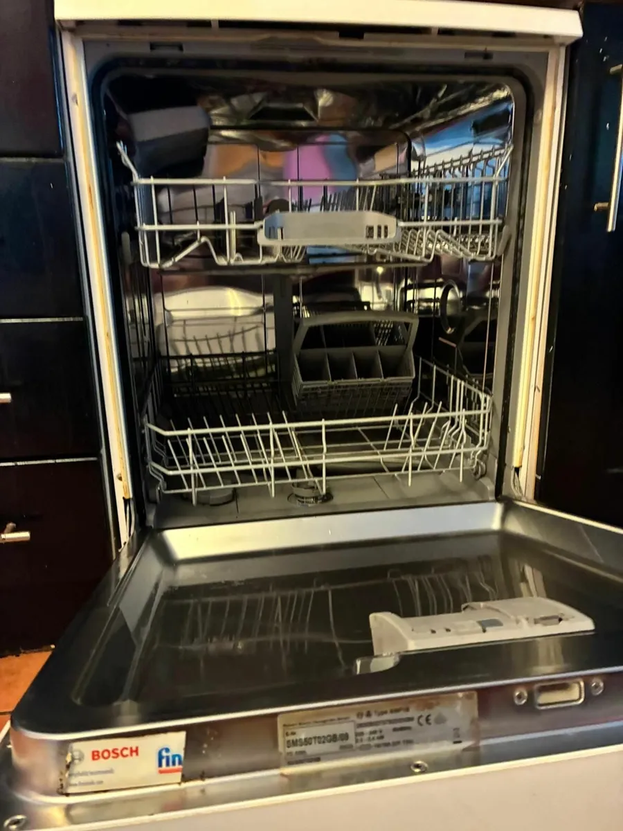 Dish washer - Image 2