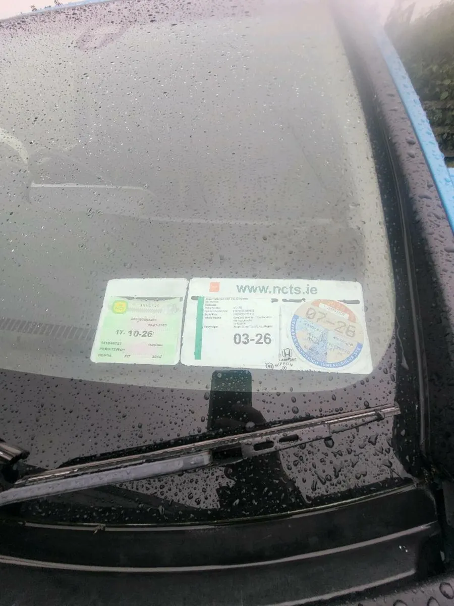 Honda fit hybrid - Image 4