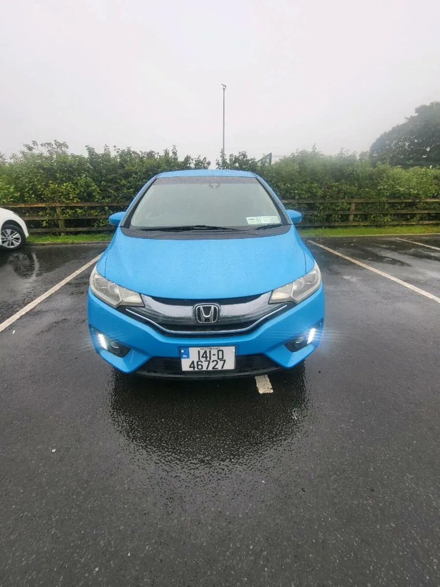 Honda fit hybrid - Image 1