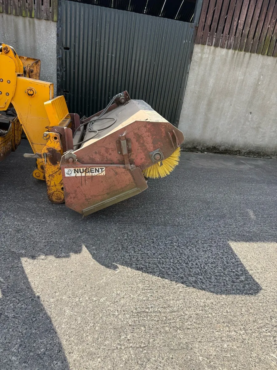 Road sweeper to suit Jcb - Image 3