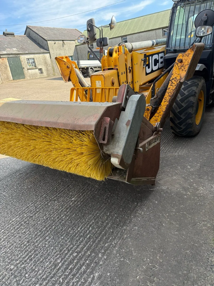 Road sweeper to suit Jcb - Image 4