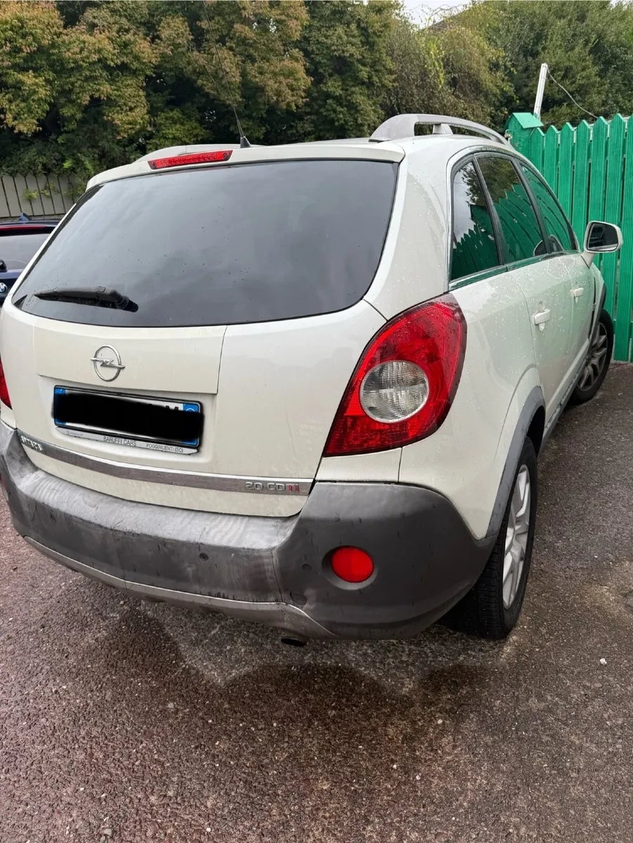 Opel Antara (Left Hand Drive) automatic car - Image 2