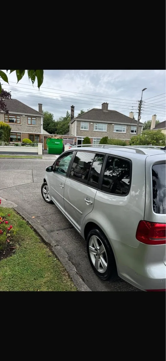 VW touran 1.6 TDI  7 seats  €5250 - Image 4