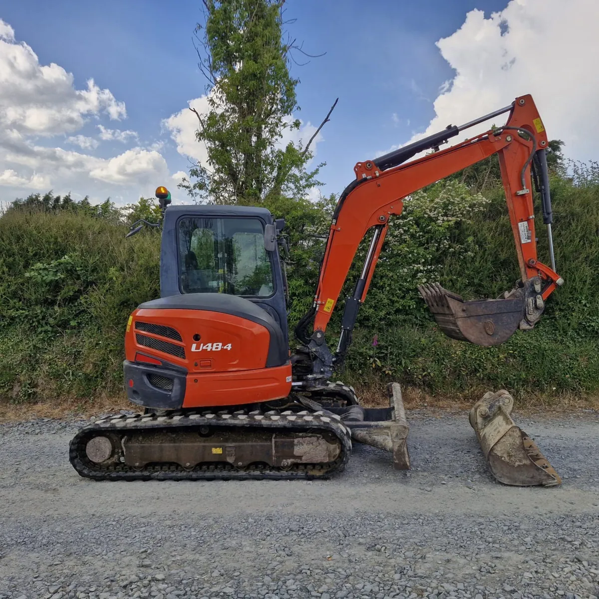 5 Ton Diggers for hire