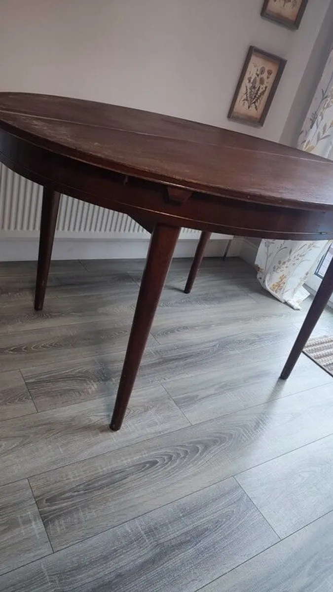 Extendable dining table - Image 3