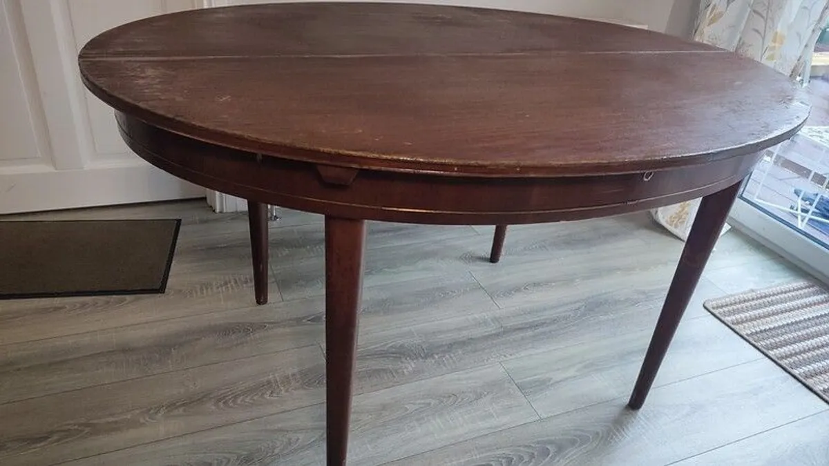Extendable dining table - Image 4