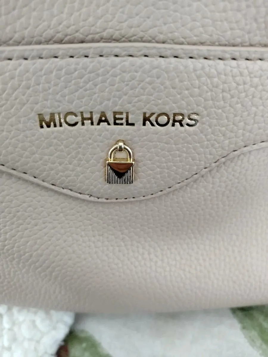Handbag  10 e - Image 2