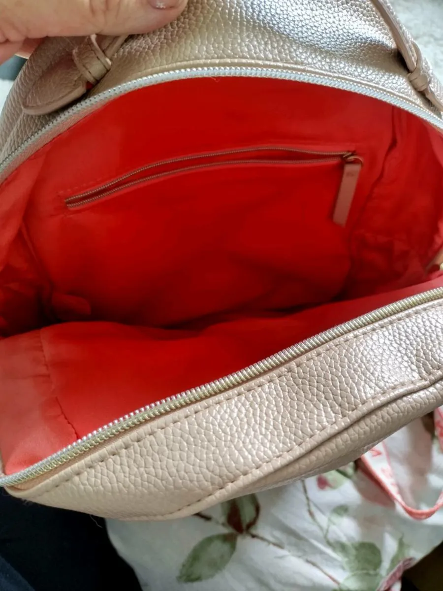 Handbag  10 e - Image 4