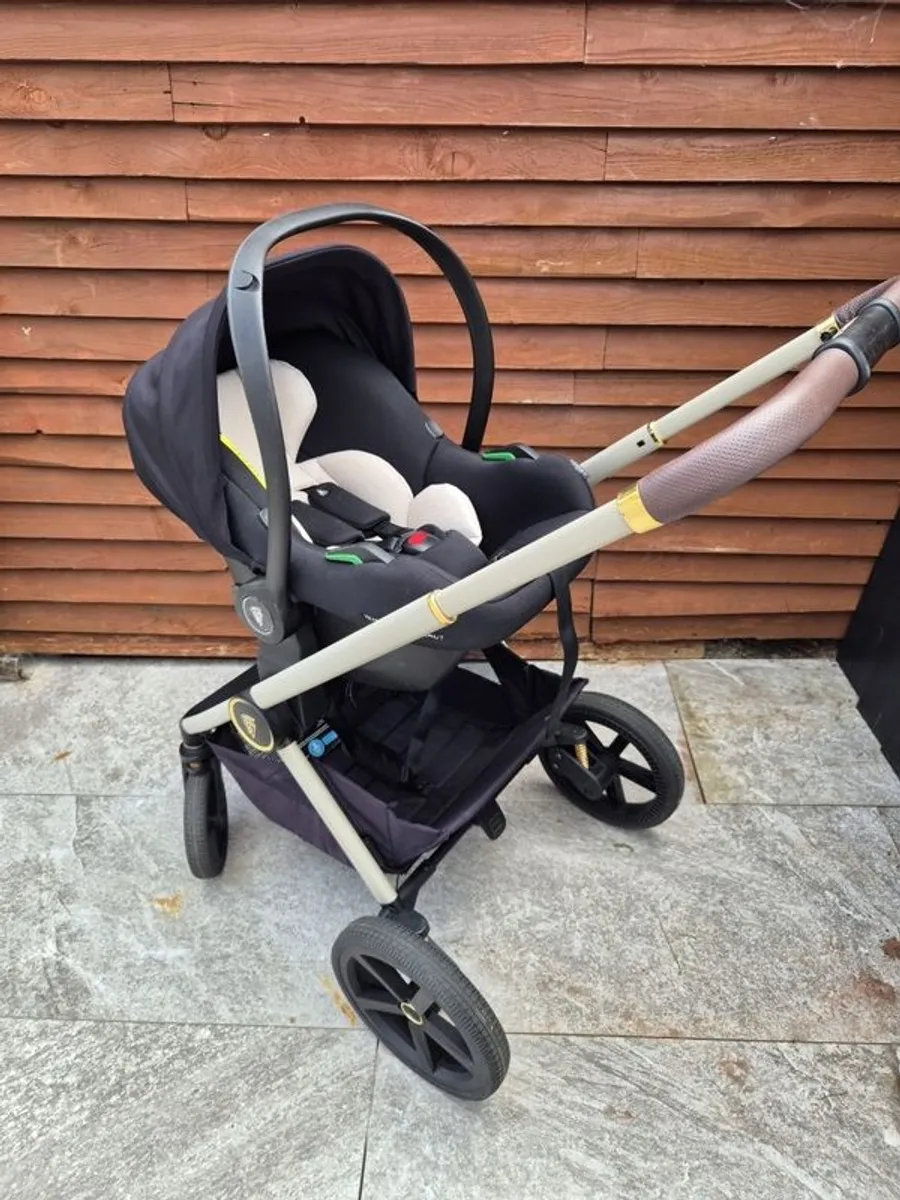 Venicci upline2-3 in 1 bundle buggy - Image 2