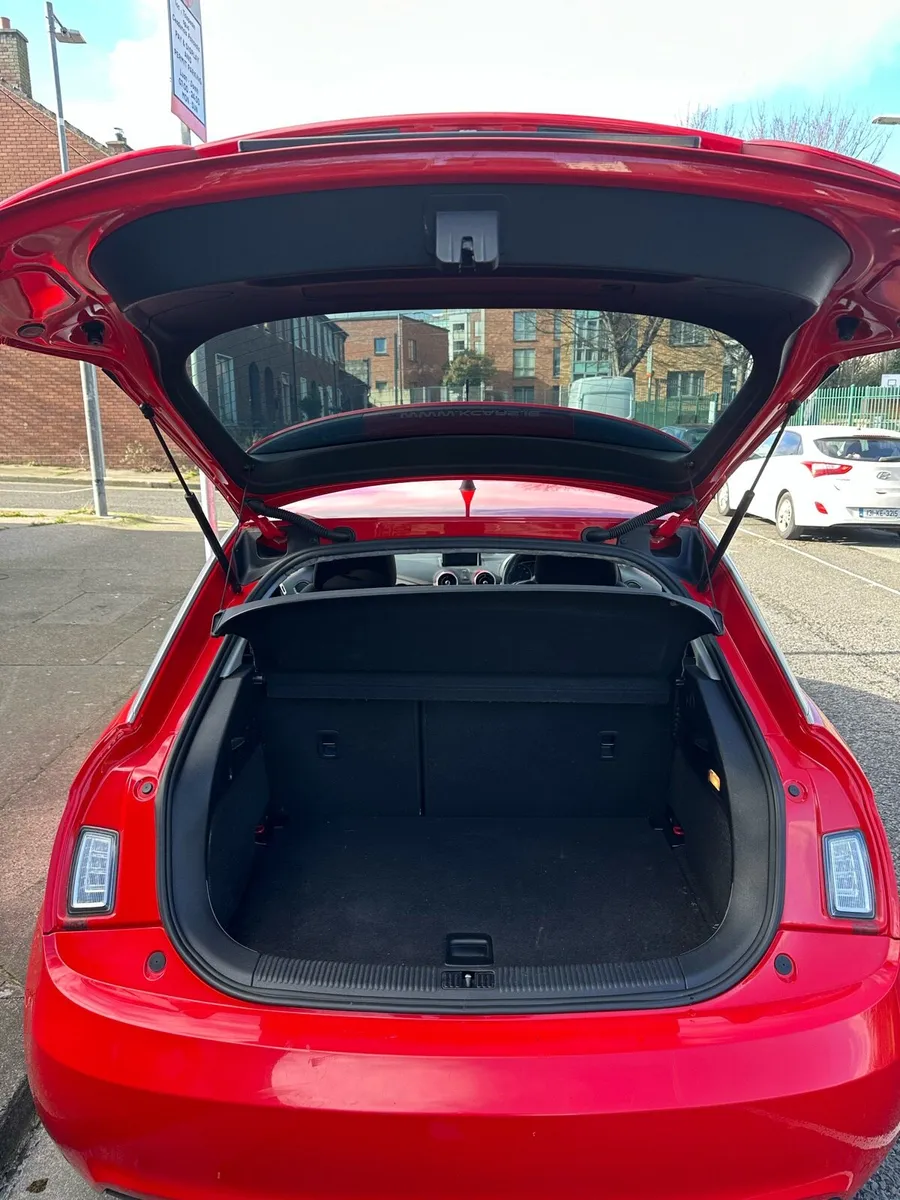 Audi A1 automatic 1.4 TFSI - Image 2