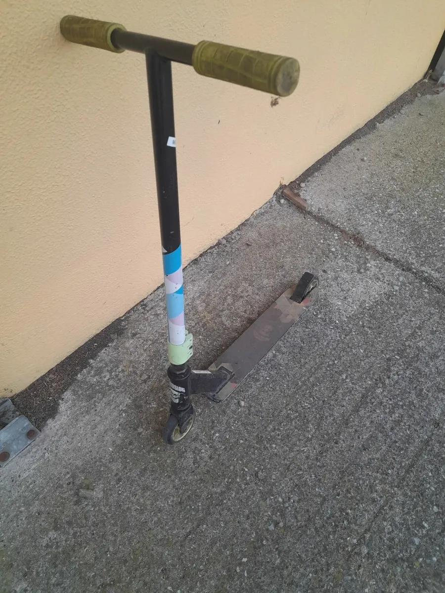 Scooter - Image 2