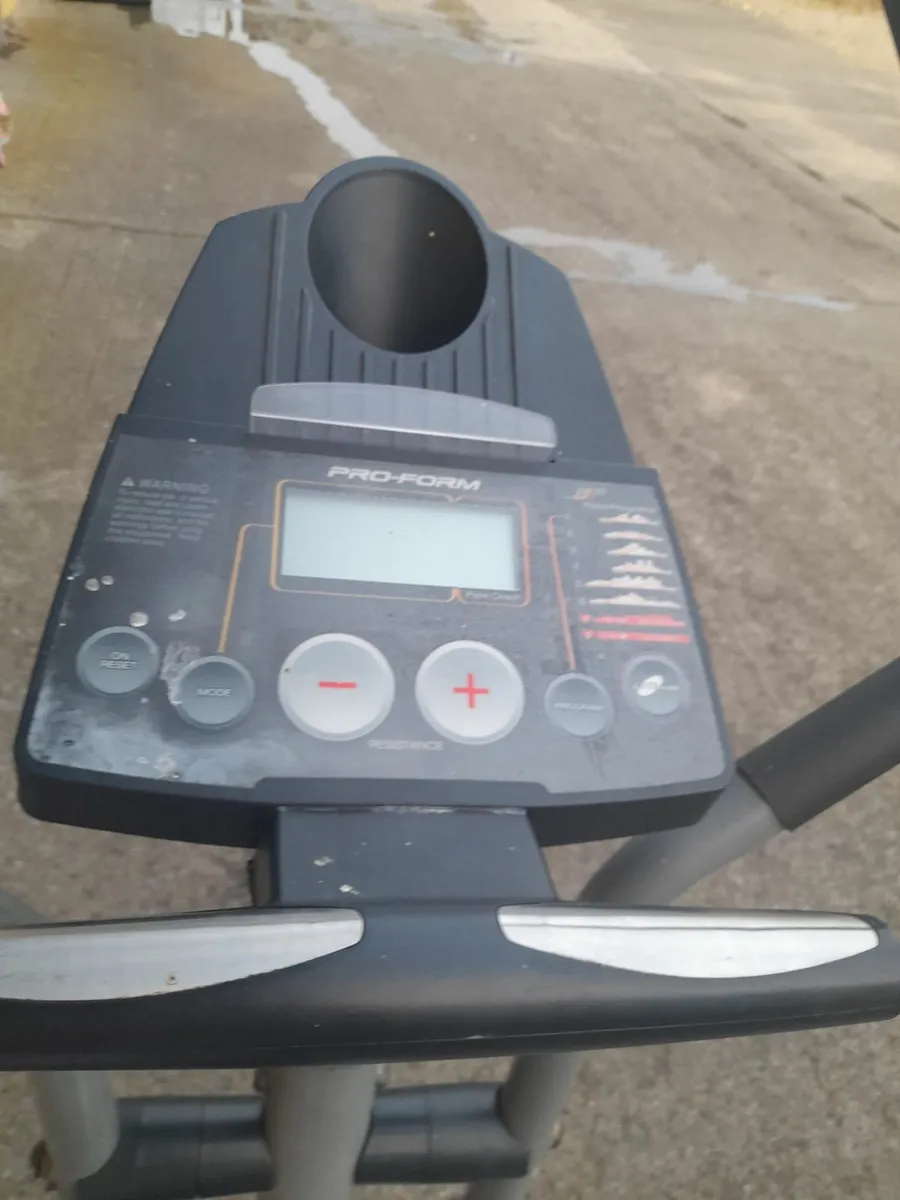 Crosstrainer - Image 2