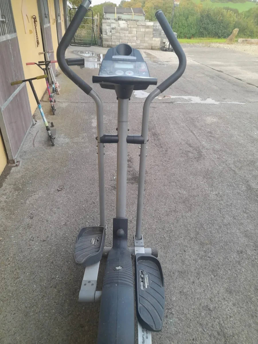 Crosstrainer - Image 3