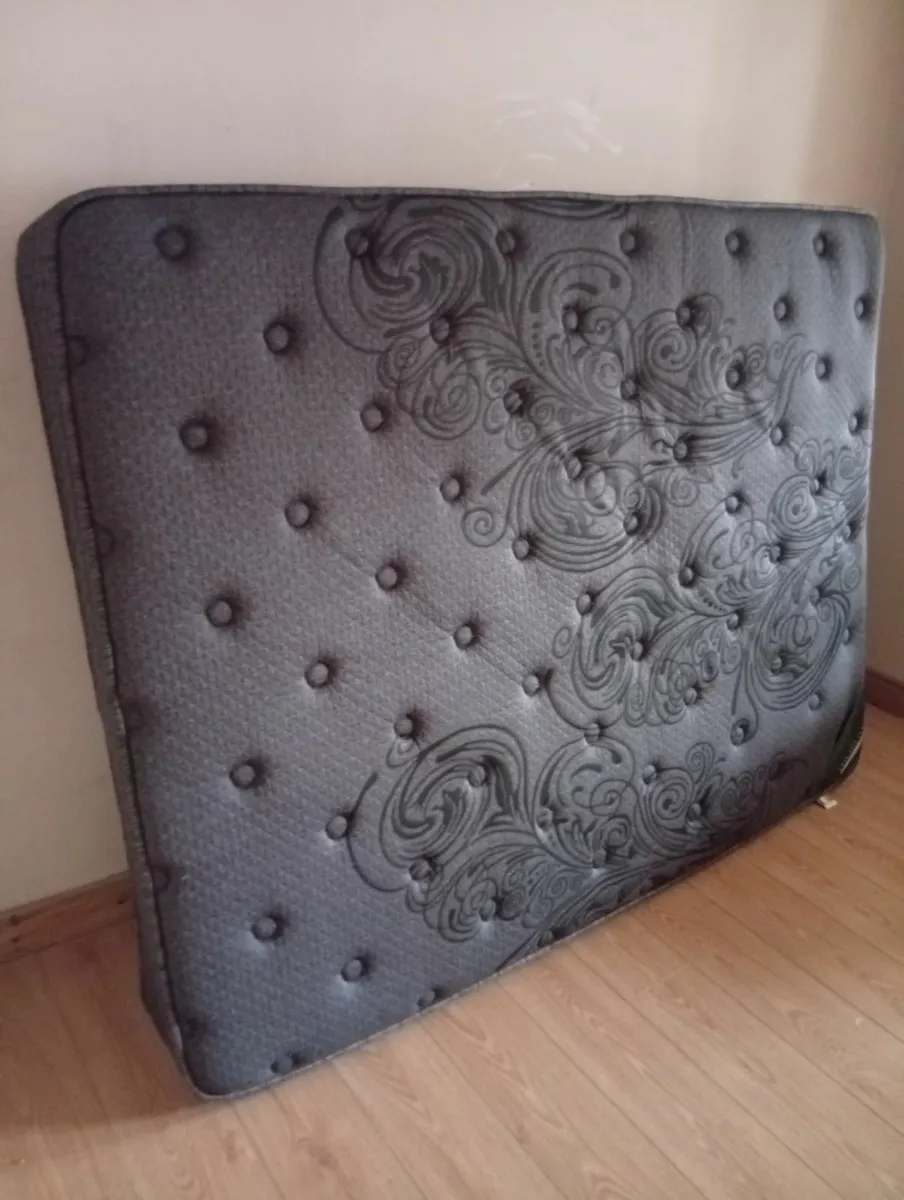 New Luxury Quality king size Hilton mattress - Image 1