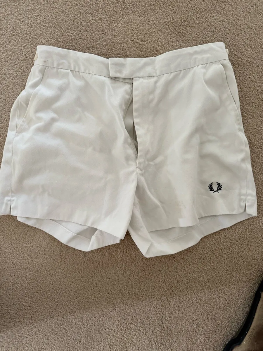 Retro Vintage Mens Fred Perry Tennis Shorts - Image 1