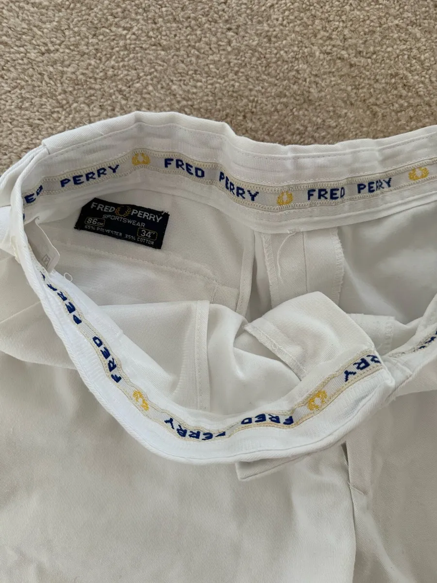 Retro Vintage Mens Fred Perry Tennis Shorts - Image 2